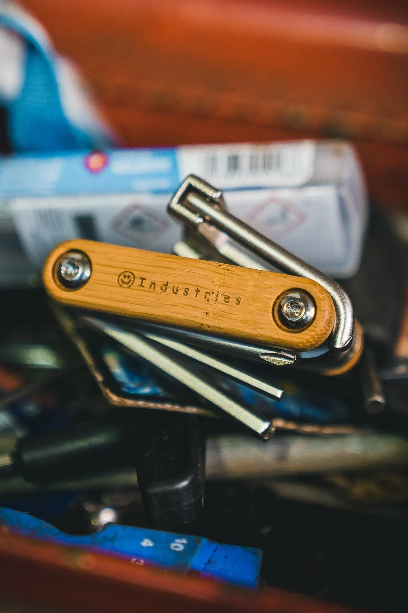 Banana Trail Bamboo Multi Tool 12 in 1