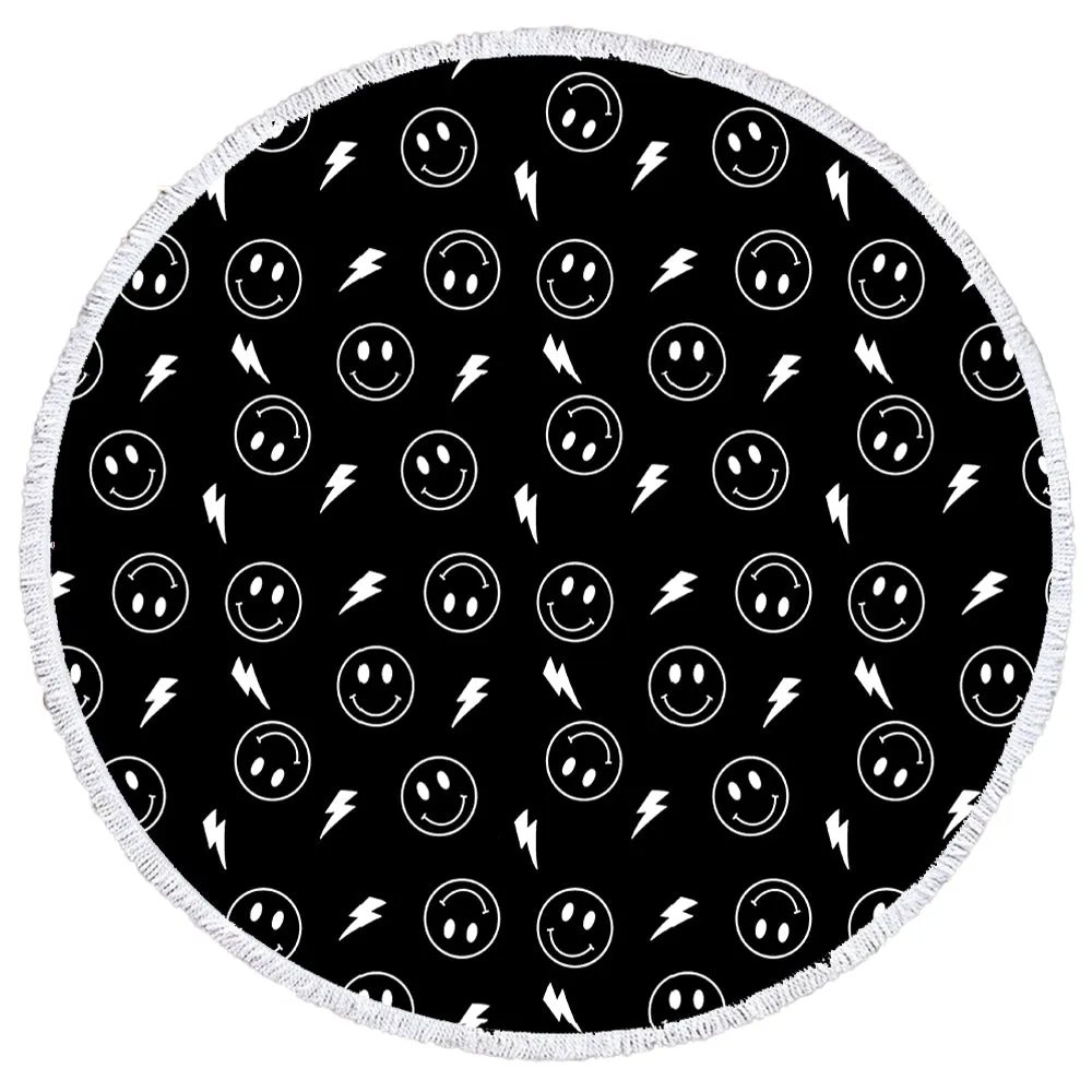 B/W SMILEY BOLT BEACH MAT