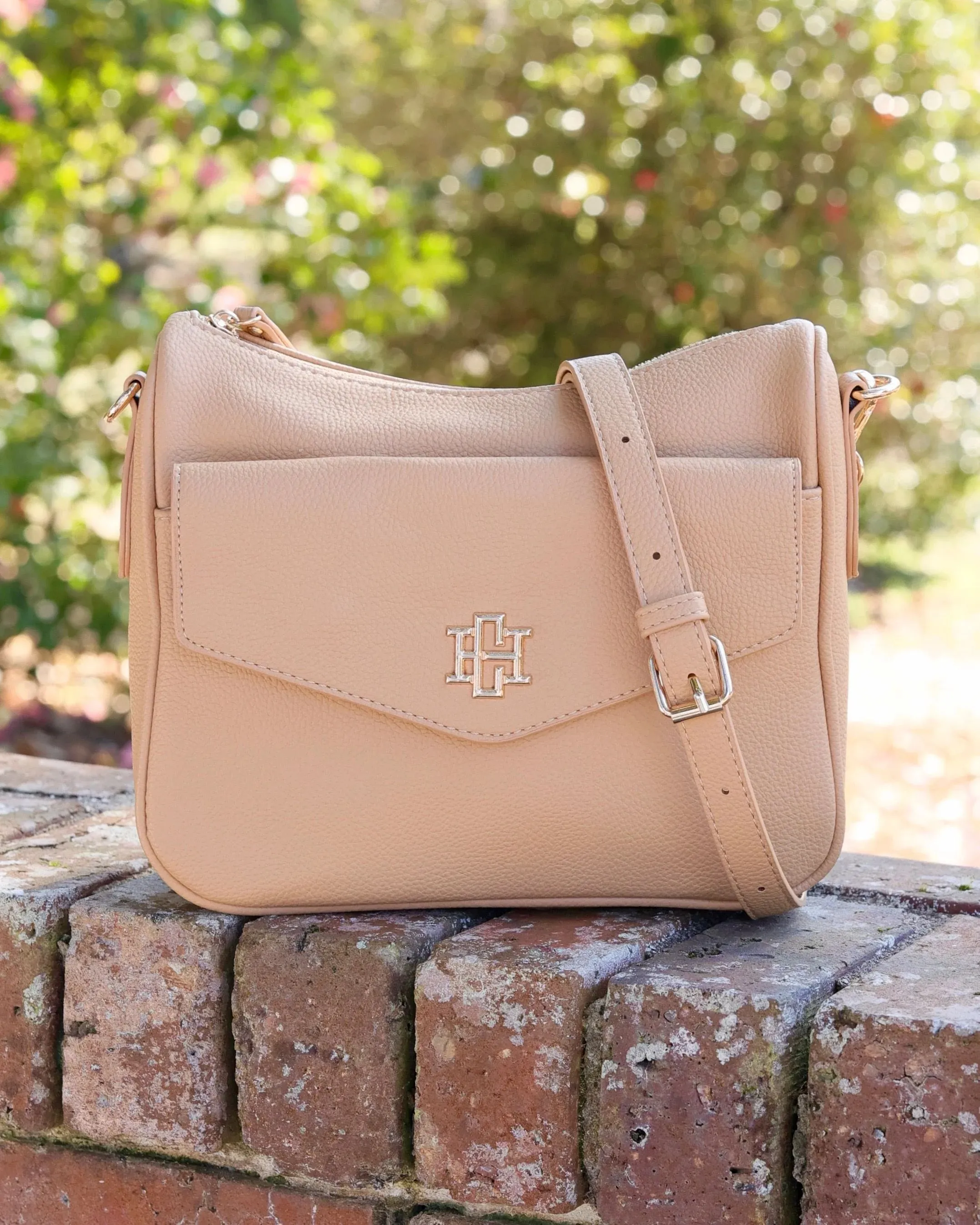 Caroline Hill Lainey Crossbody Tan