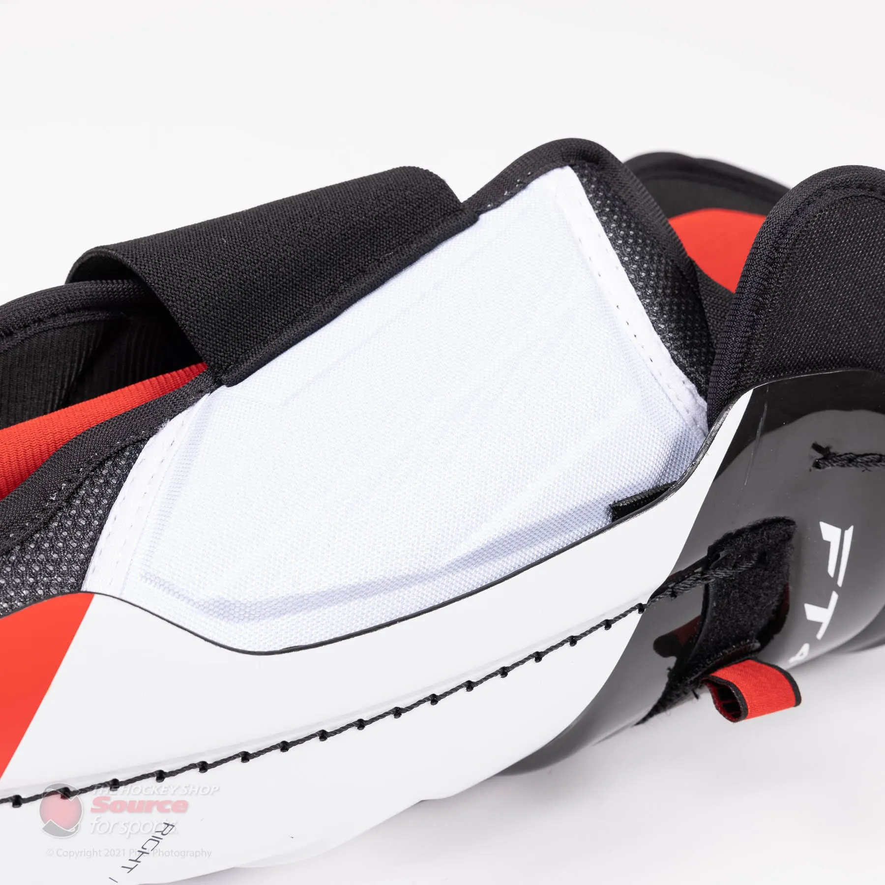 CCM Jetspeed FT475 Senior Hockey Shin Guards