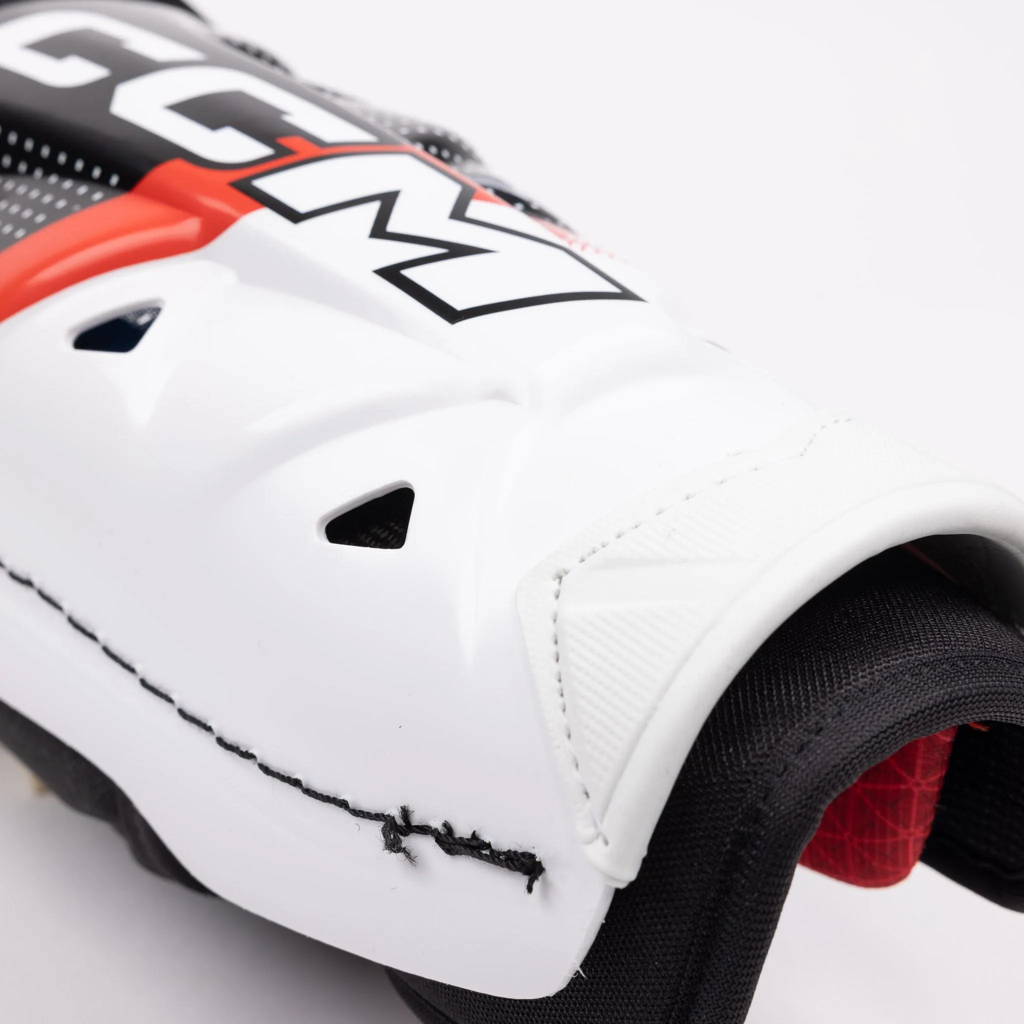 CCM Jetspeed FT680 Junior Hockey Shin Guards