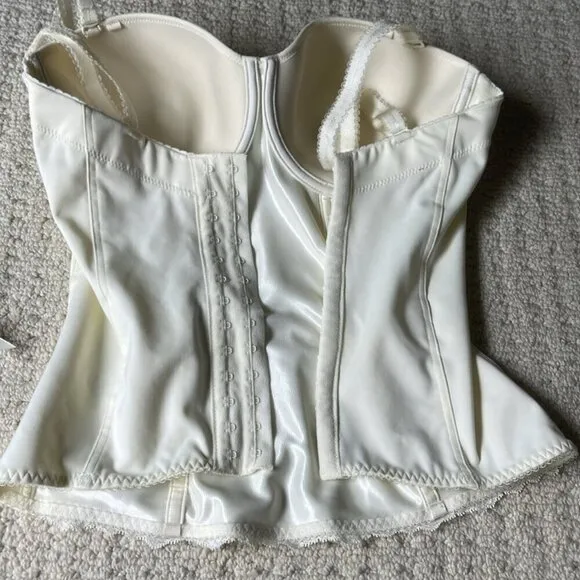 Fantasie Ella Ivory Underwire Moulded Longline Basque FL2000 Ivory Size 30G