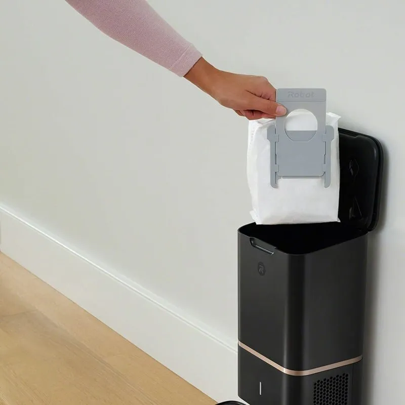 iRobot Clean Base Automatic Dirt Disposal, Compatible with Roomba i Series