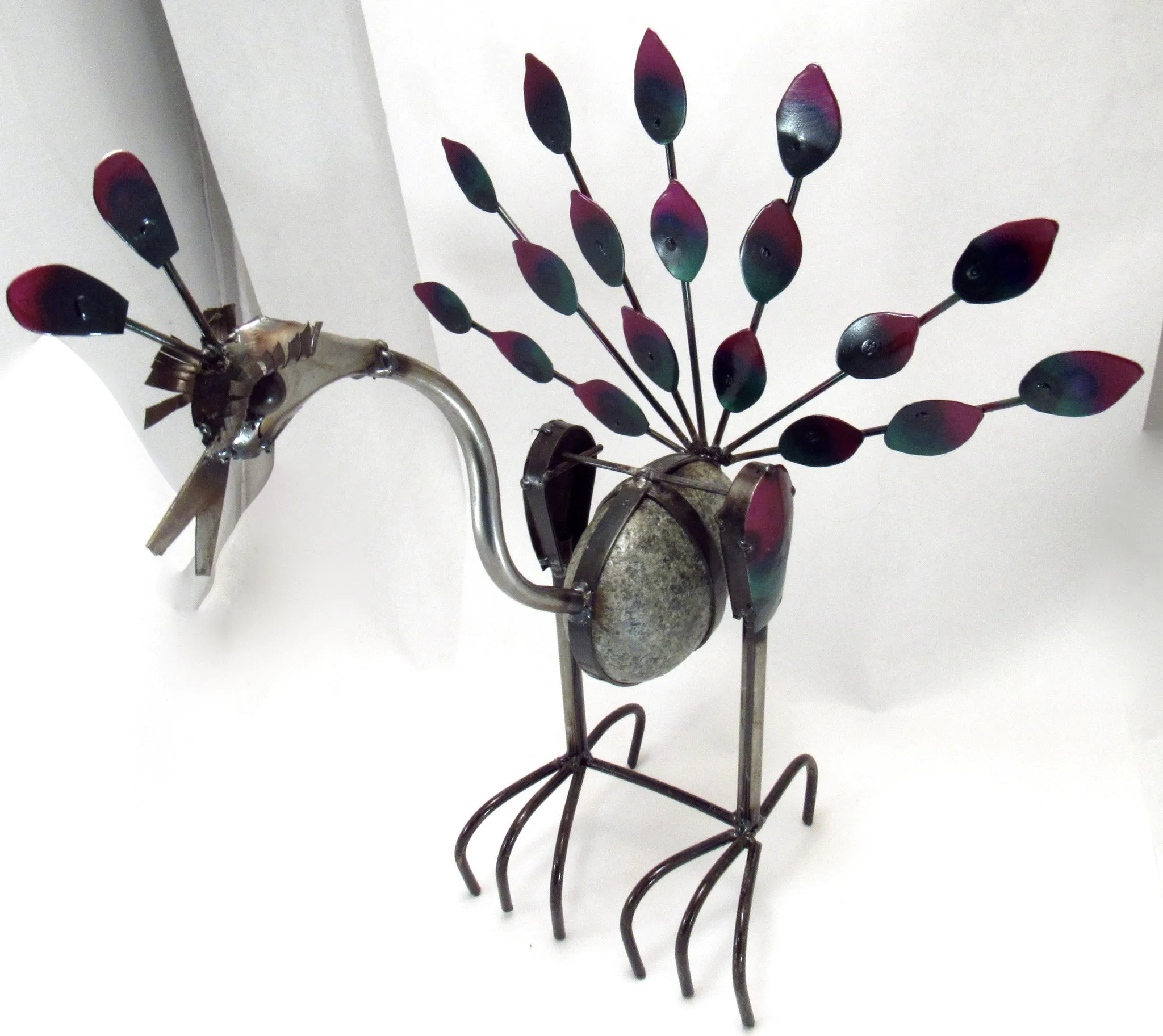 Metal Rock Rocking Peacock Yard Garden Ornament MTPCS004