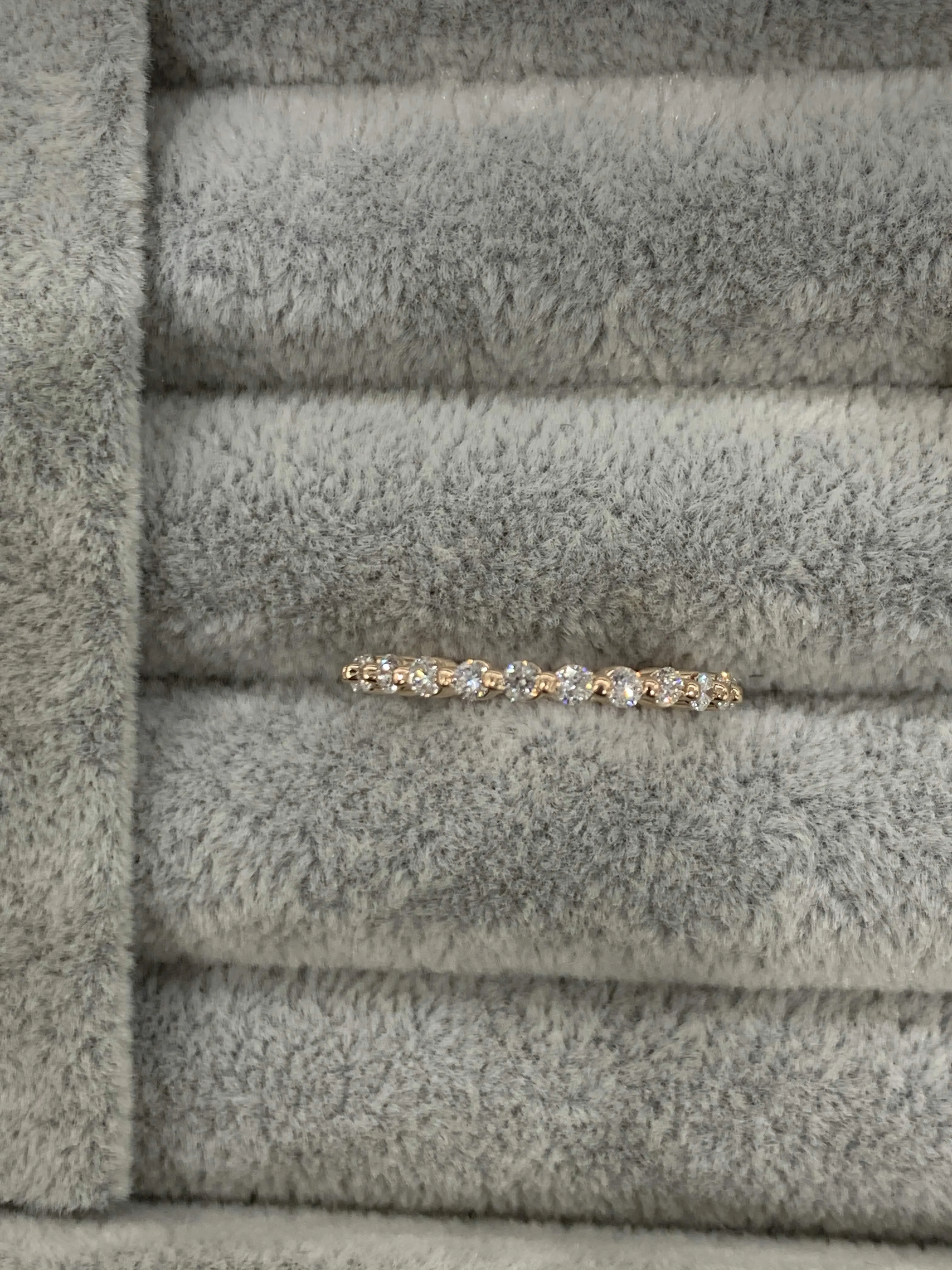 Midi Scalloped Band - Eternity