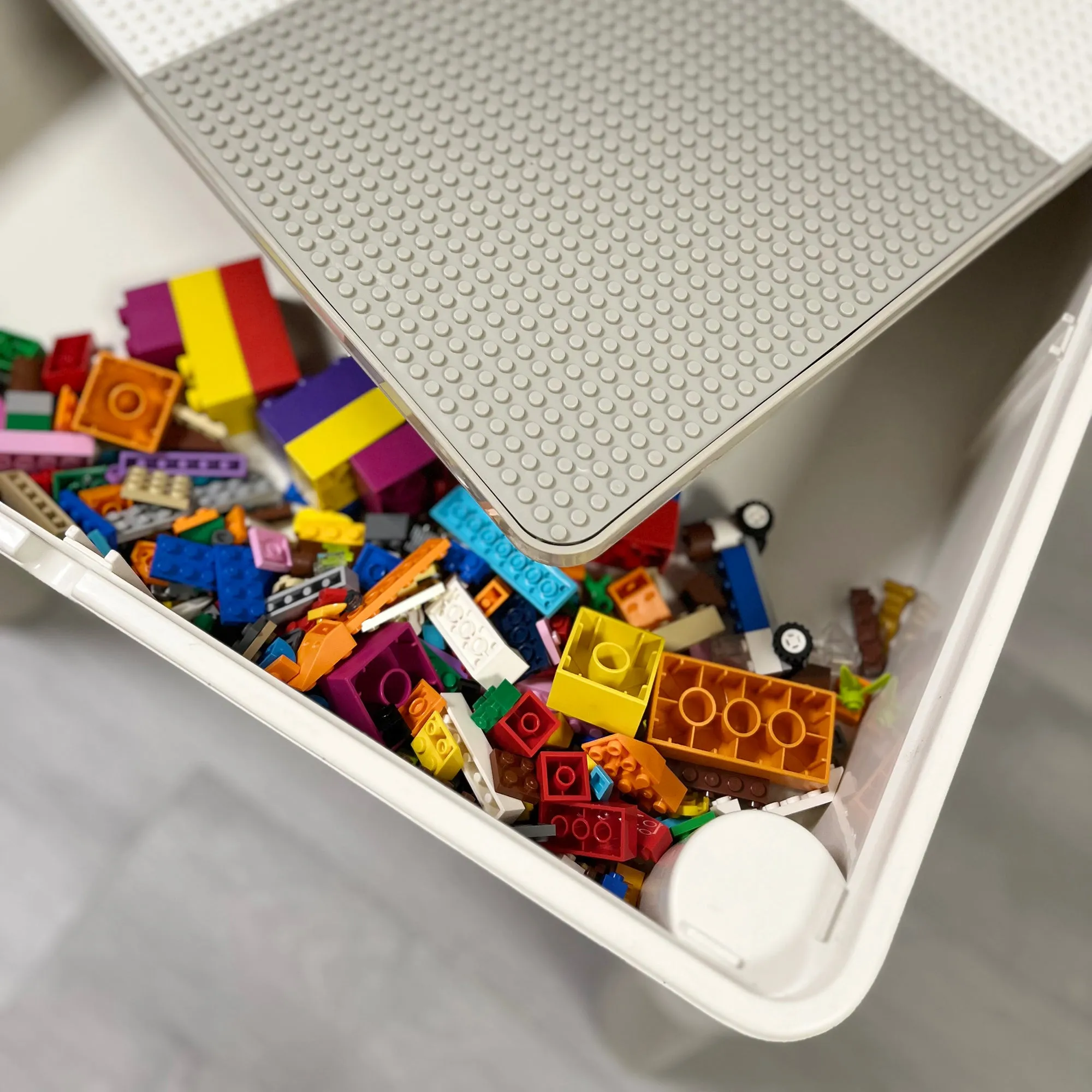 Montessori 5-in-1 Table & 2 Chairs Set | Sand & Water Pit | Lego  | Dry Wipe Top | Grey & White