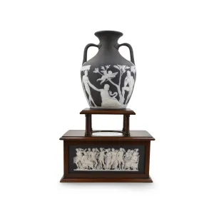 Portland Vase - Bert Bentley, Full Stand