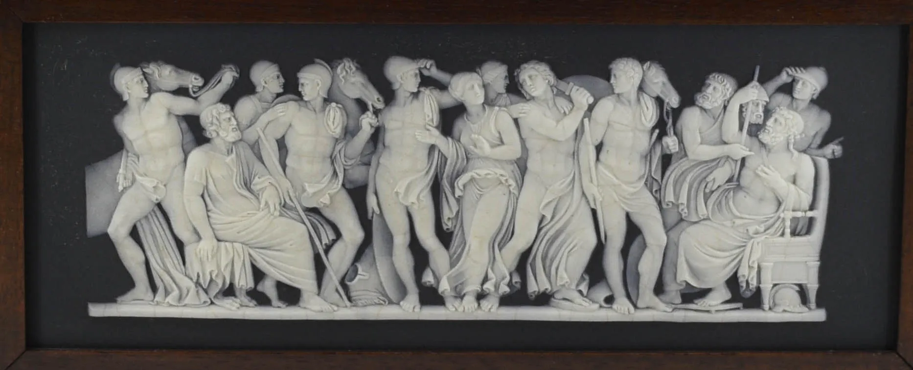 Portland Vase - Bert Bentley, Full Stand