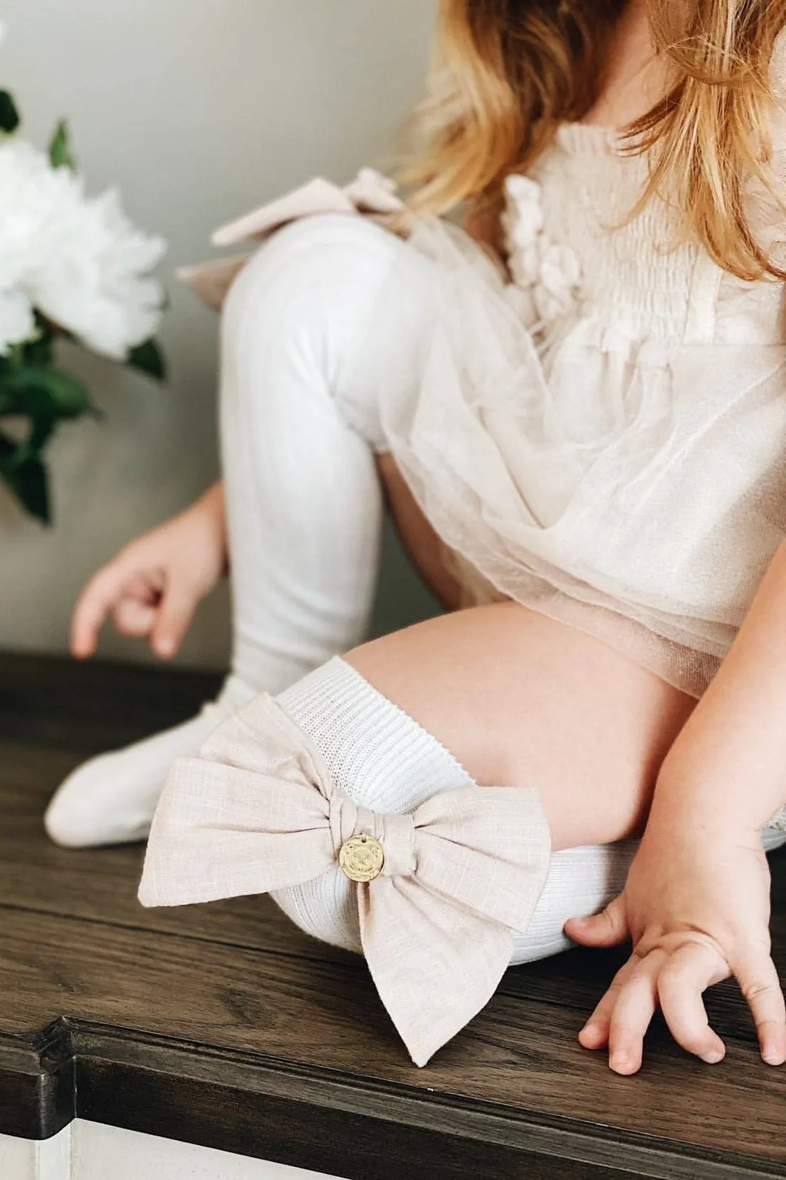 "Emma" Linen Bow Socks