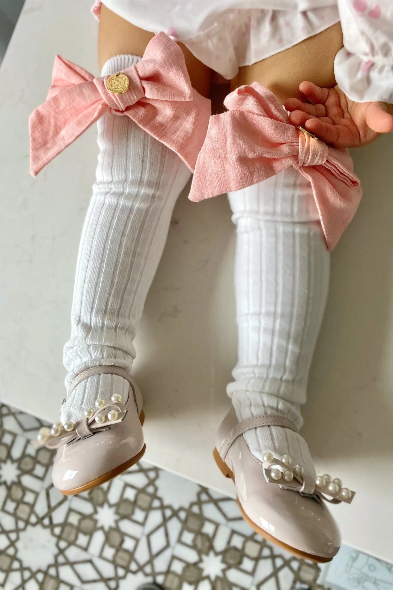 "Emma" Linen Bow Socks