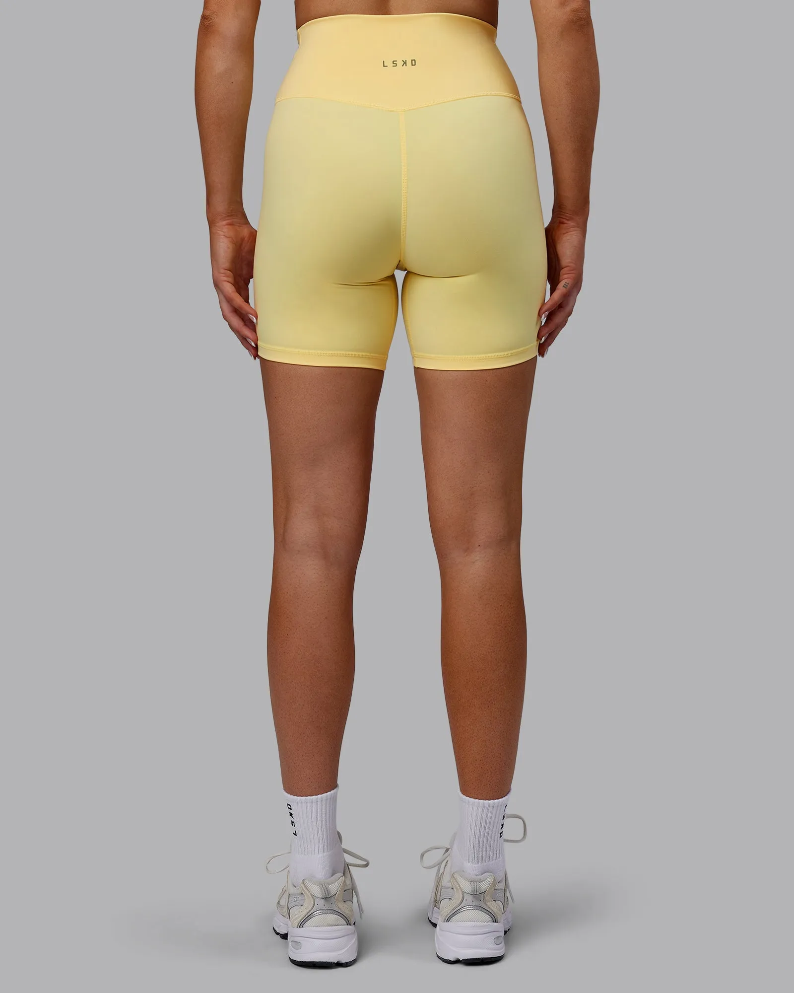 Sara Strike Cross Over Waist Mid Short Tights - Sunflower