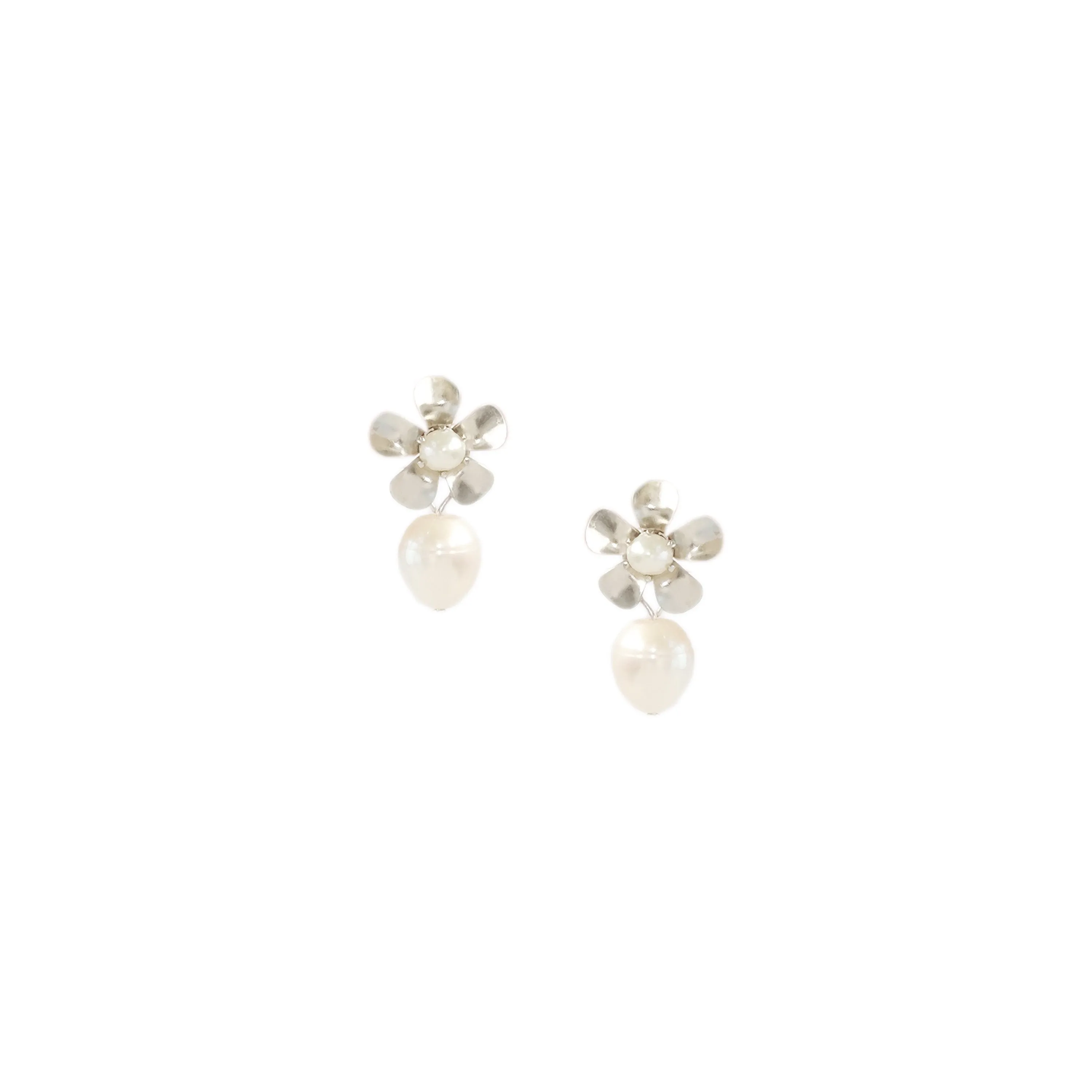 Seth Earrings in Silver