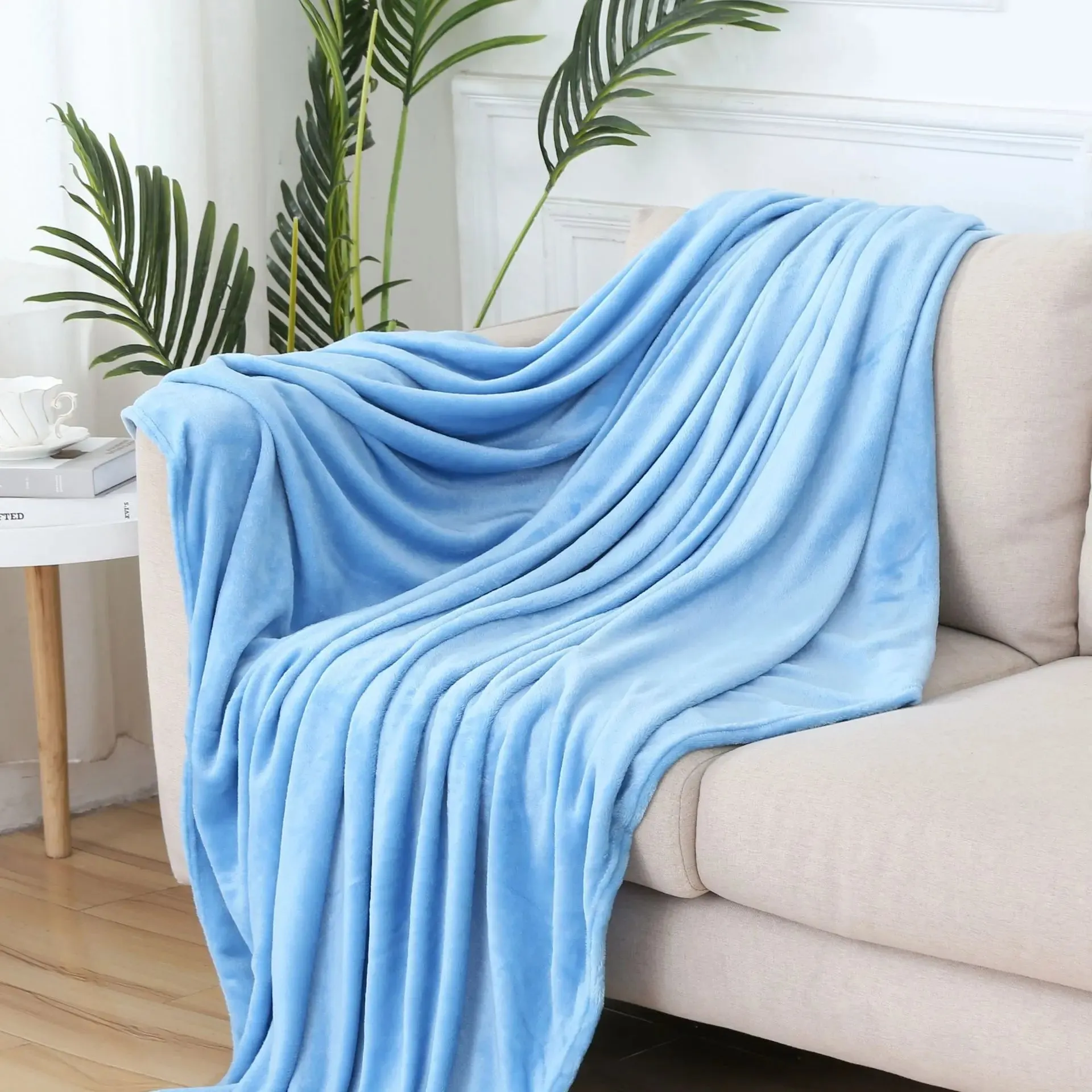 Soft Coral Fleece Warm Throw Blanket
