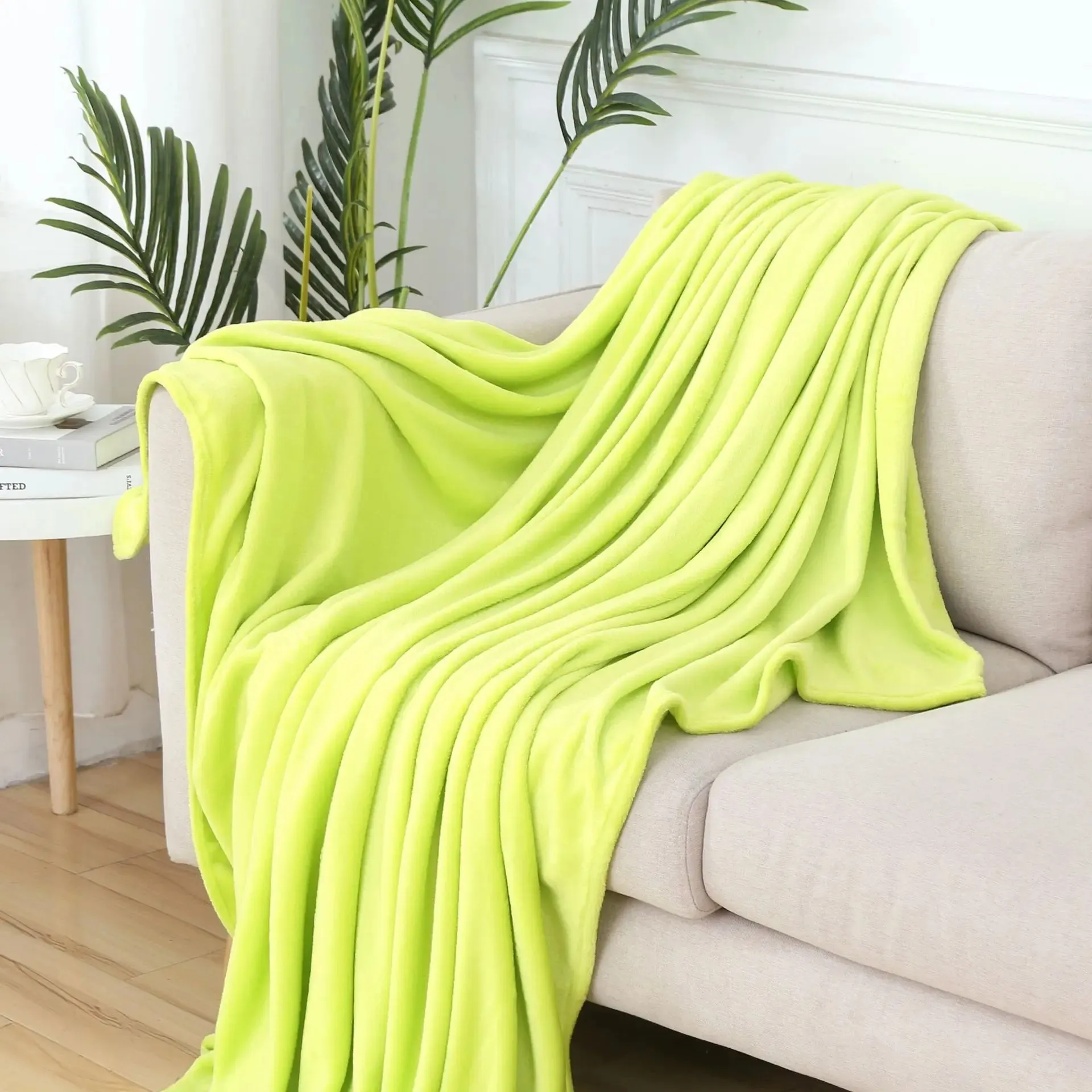 Soft Coral Fleece Warm Throw Blanket