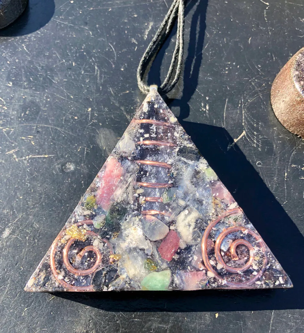 The “Large Equilateral” Orgone Amulet (3.5”x 3.5”, 3.5 oz.)- Max Aura Protection