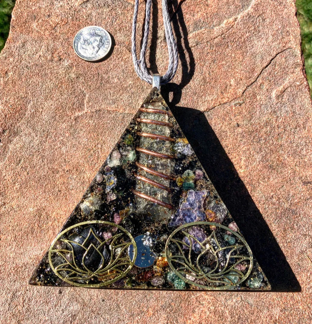 The “Large Equilateral” Orgone Amulet (3.5”x 3.5”, 3.5 oz.)- Max Aura Protection