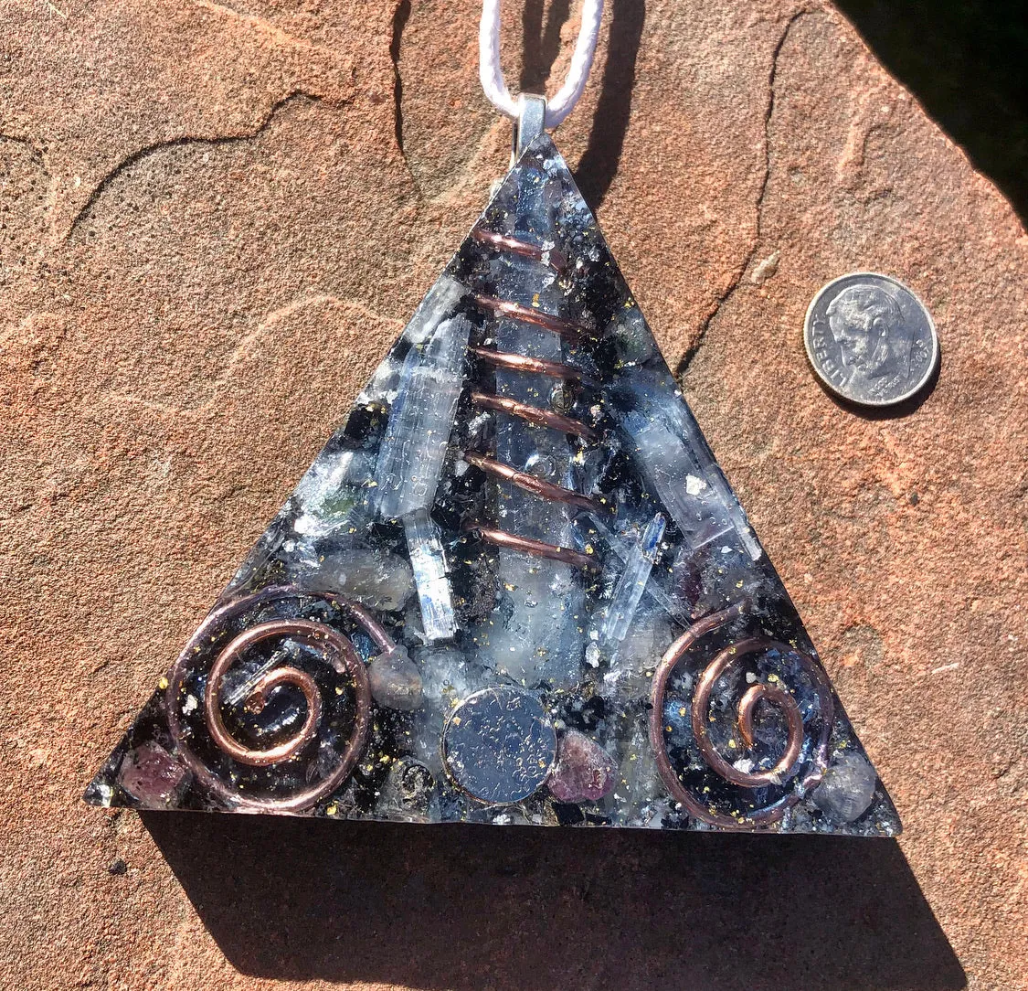 The “Large Equilateral” Orgone Amulet (3.5”x 3.5”, 3.5 oz.)- Max Aura Protection