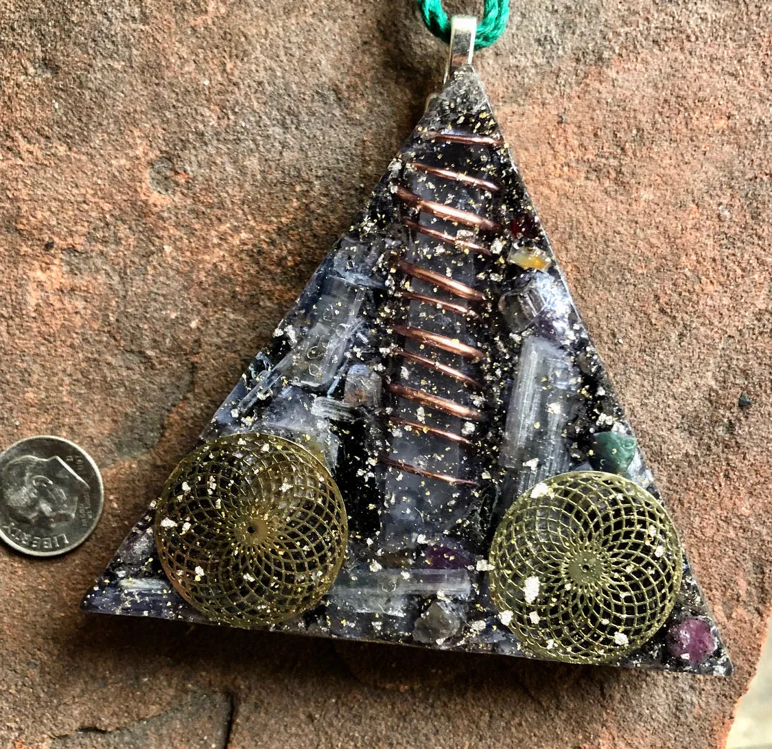 The “Large Equilateral” Orgone Amulet (3.5”x 3.5”, 3.5 oz.)- Max Aura Protection
