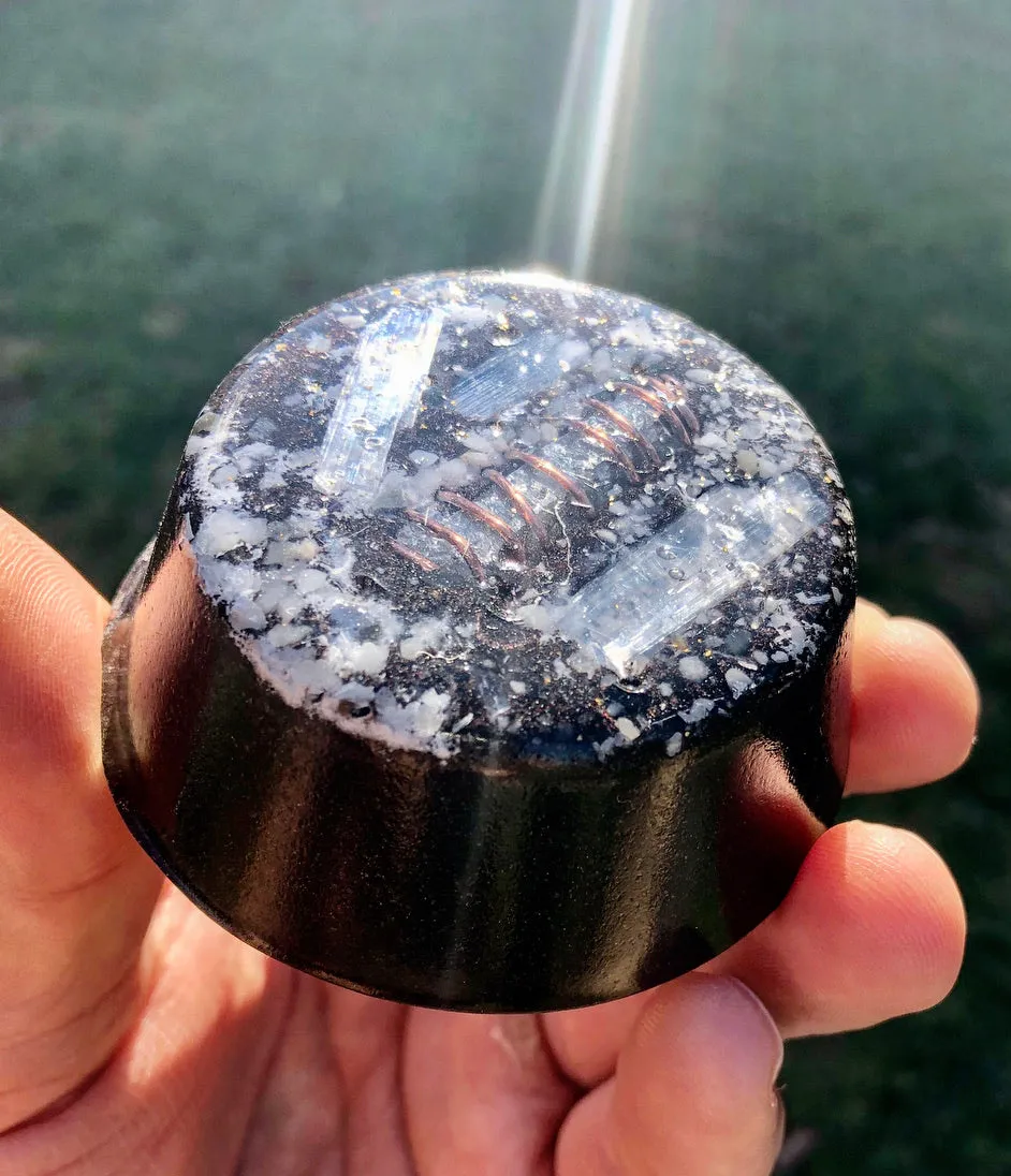 The "Selenite/Quartz Towerbuster" - Laser Quartz, Blue Kyanite, Tourmaline, Selenite, Quartz Sand   MMSSO matrix