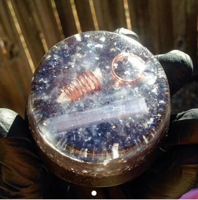 The "Selenite/Quartz Towerbuster" - Laser Quartz, Blue Kyanite, Tourmaline, Selenite, Quartz Sand   MMSSO matrix