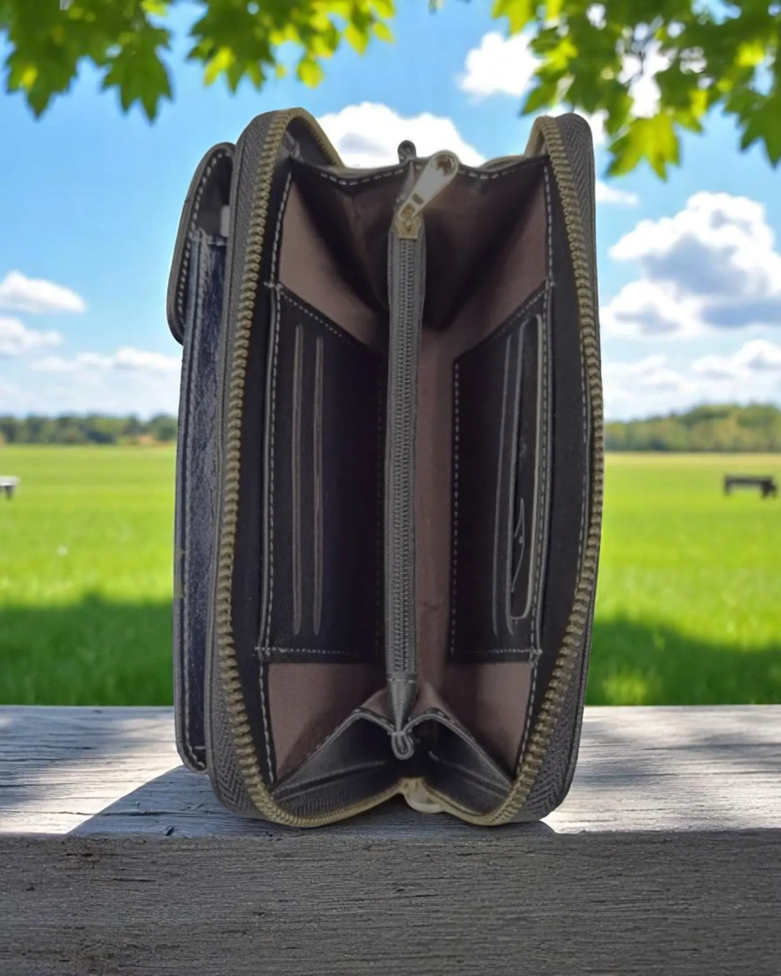 Tui Birds & Flowers - Cell Phone Bag with flap
