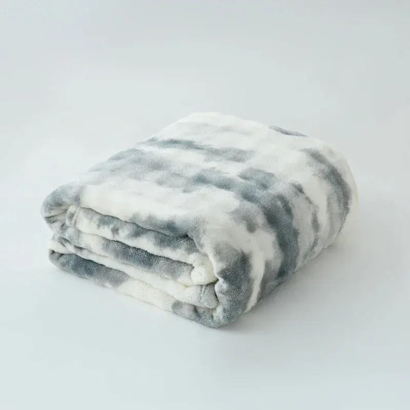 Veluna Tie-Dye Fur Blanket