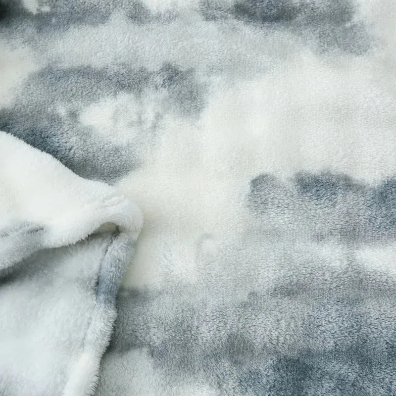 Veluna Tie-Dye Fur Blanket