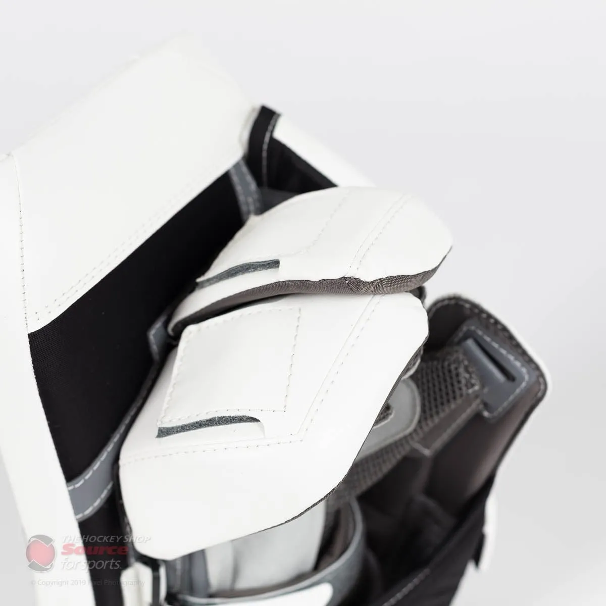 Warrior Ritual G4 Intermediate Goalie Blocker