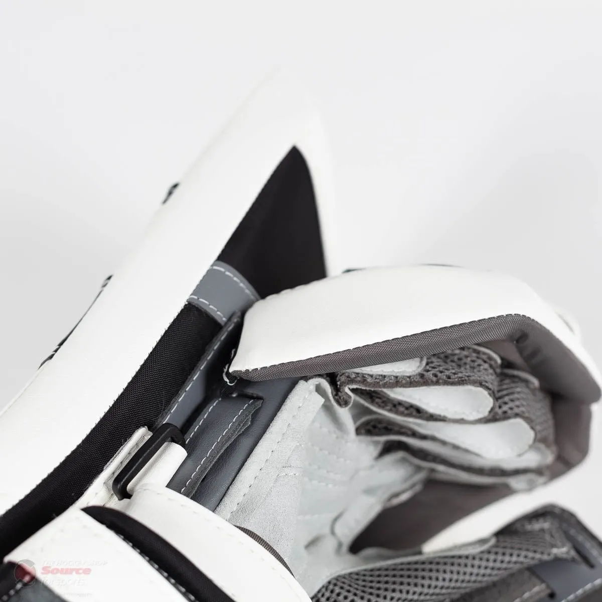 Warrior Ritual G4 Senior Goalie Blocker