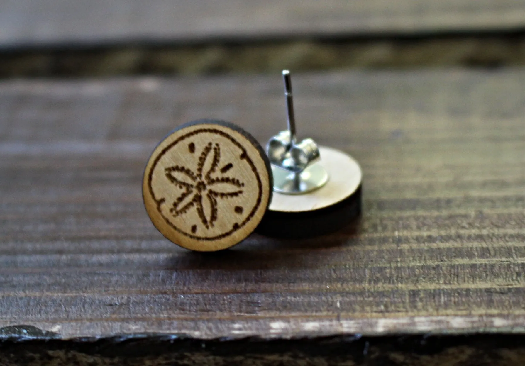 Wood Sand Dollar Earrings from The Wood Reserve